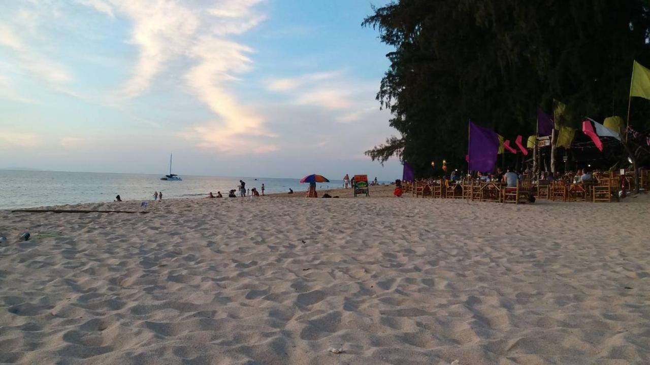 Laila​ Place Hotel Koh Lanta Exterior photo